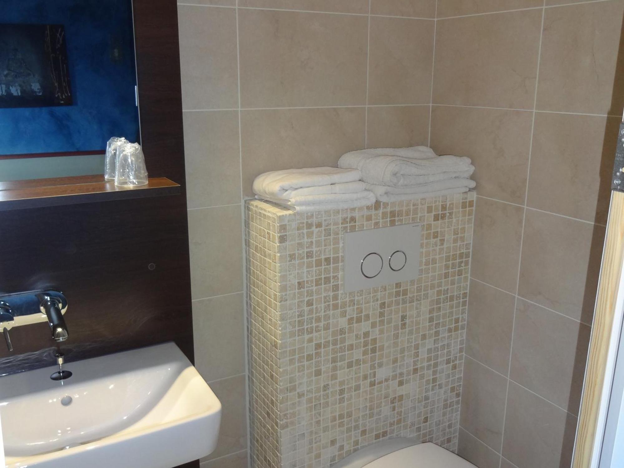 Hotel La Champagne Ardenne Cabourg Ruang foto
